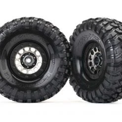 Traxxas Method 105 Black Chrome 1.9 Beadlock Wheels & Canyon Trail Tires
