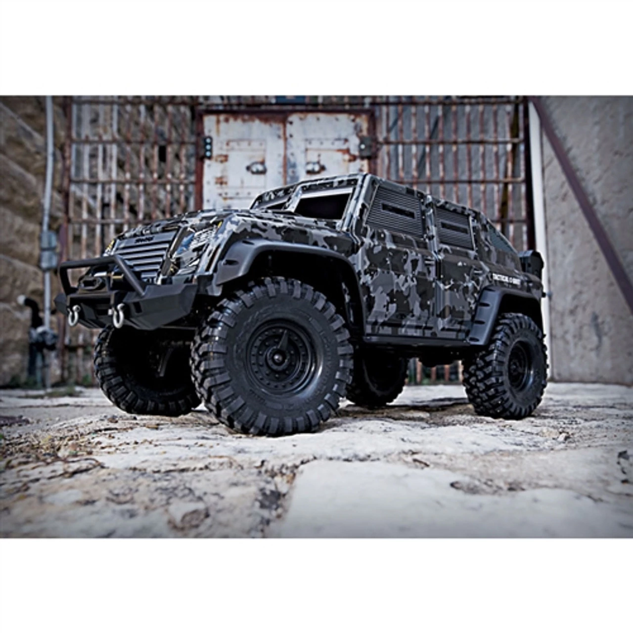 TRA82066-4-4__96601.1562667414.jpg Traxxas TRX-4 Tactical Unit Camo Scale & Trail Crawler -Rcsuper outlet shop TRA82066 4 4 96601.1562667414