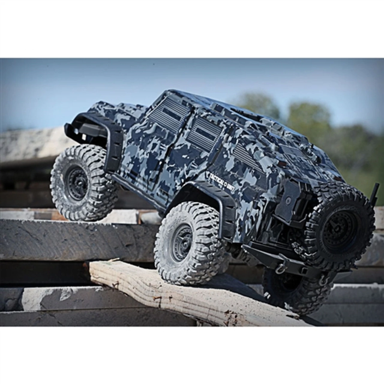 TRA82066-4-7__91895.1562667417.jpg Traxxas TRX-4 Tactical Unit Camo Scale & Trail Crawler -Rcsuper outlet shop TRA82066 4 7 91895.1562667417